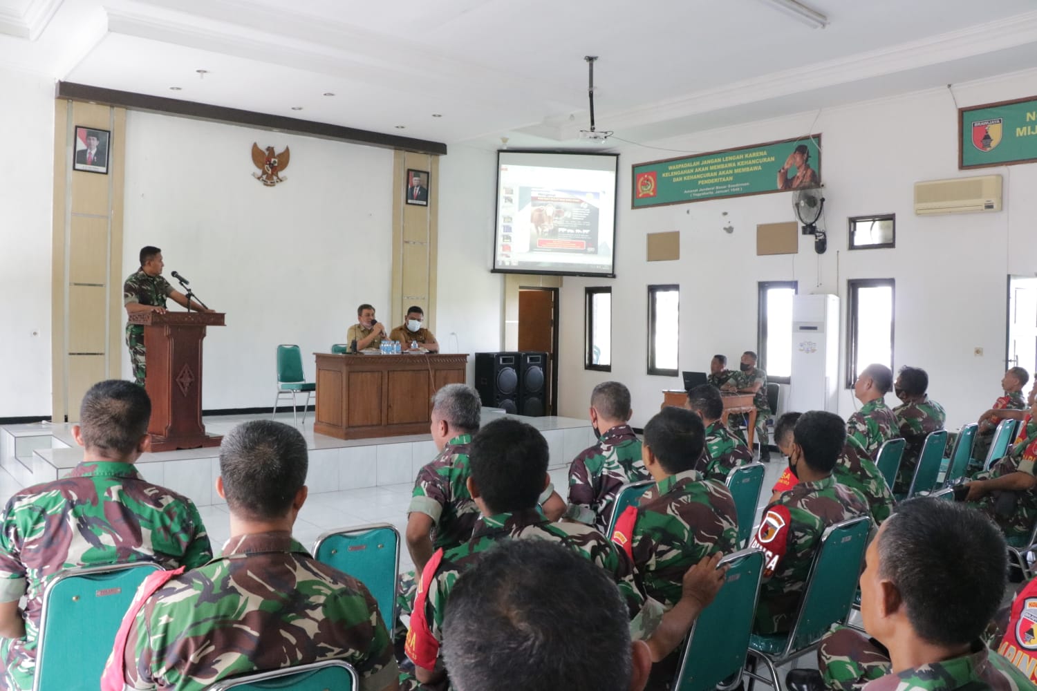 Sosialisasi Penanganan PMK Oleh Dinas Pangan dan Pertanian Kab. Sidoarjo di Kodim 0816/Sidoarjo