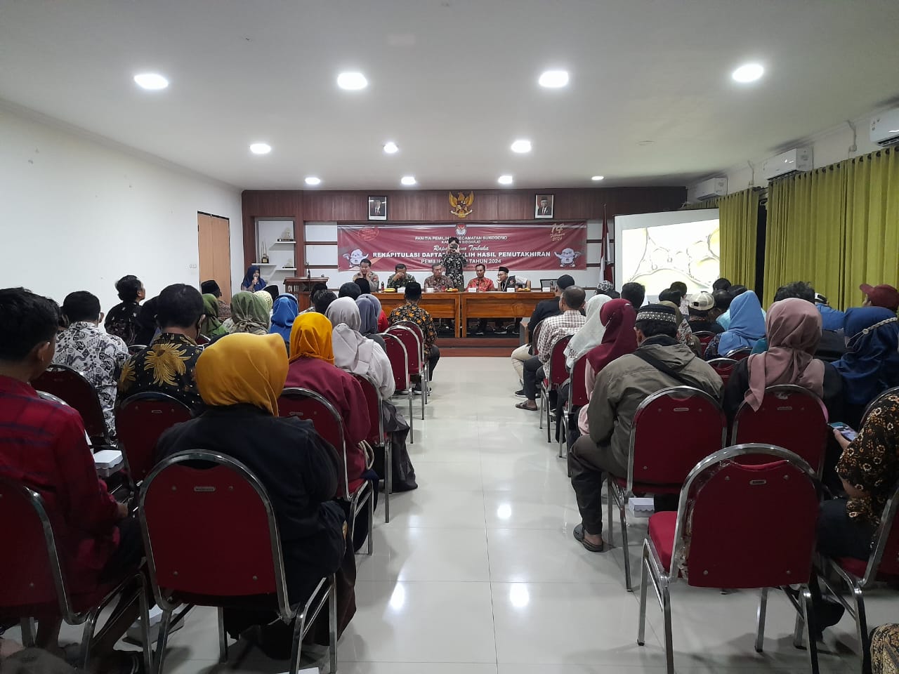 Danramil 0816/15 Sukodono Hadiri Rapat Pleno Terbuka Rakapitulasi Daftar Pemilih Hasil Pemutakhiran (DPHP) Pemilu 2024