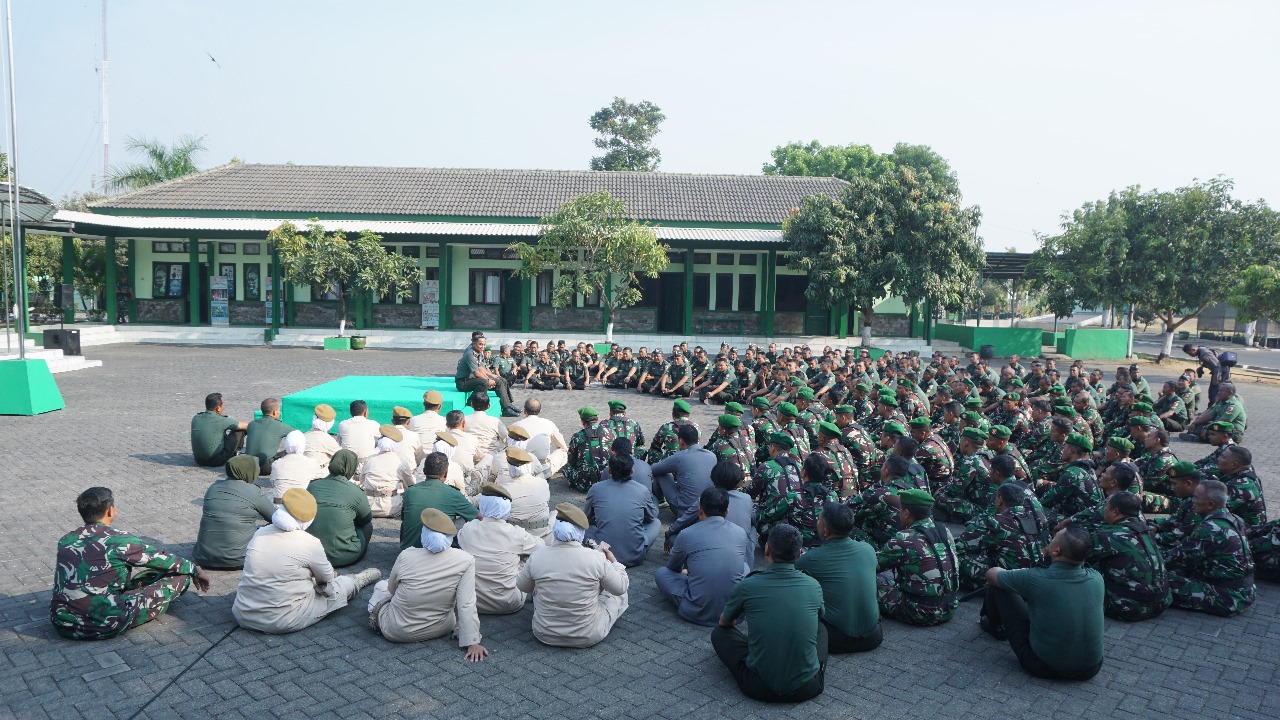 Dandim 0816/Sidoarjo tekankan Netralitas TNI, Stop judi online dan menjaga keharmonisan rumah tangga