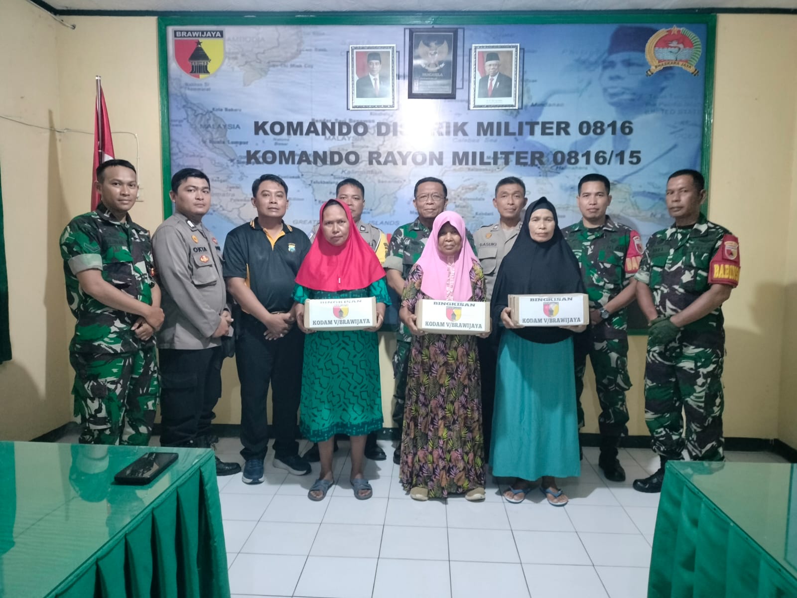 Sinergi TNI-POLRI Untuk Rakyat : Kapten Kabul Tarmanto Pimpin Aksi Sosial di Sukodono