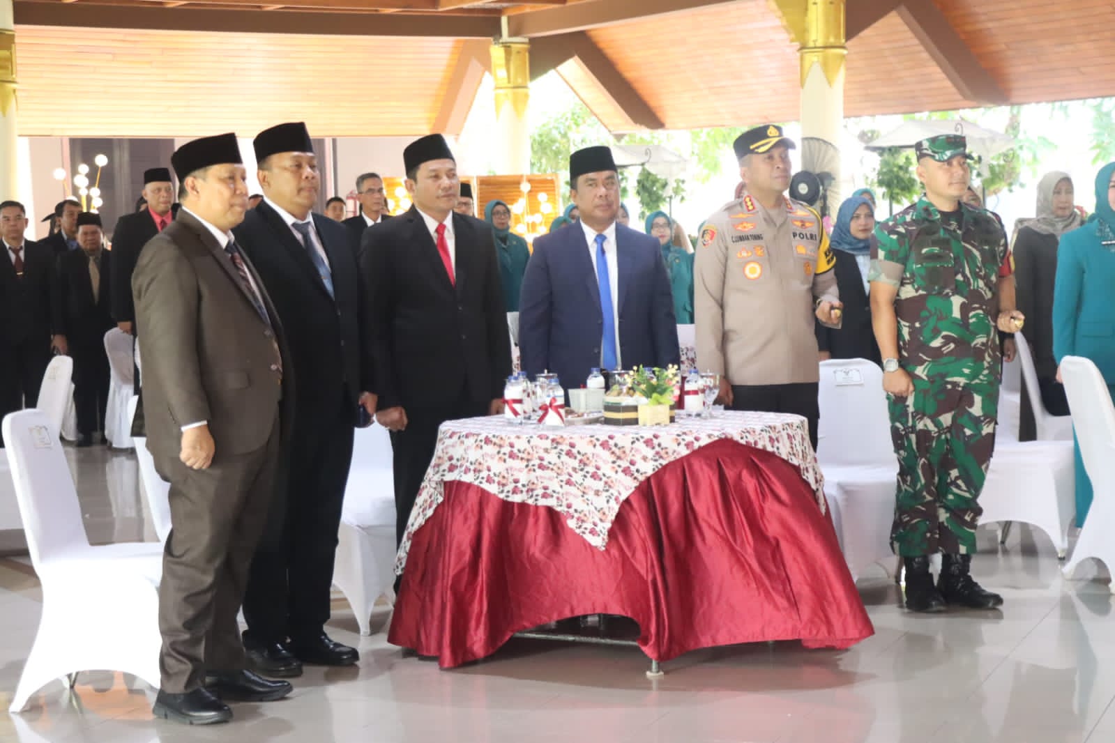 Dandim 0816/Sidoarjo Hadiri Sertijab Pjs ke Plt Bupati Sidoarjo di Pendopo Delta Wibawa