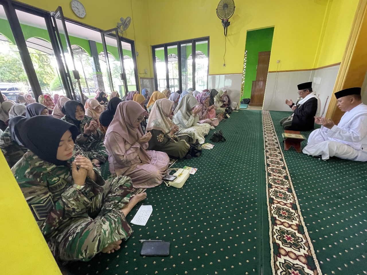 Penguatan Iman dan Takwa Melalui Pengajian Rutin Kowad dan Persit Kodim 0816/Sidoarjo
