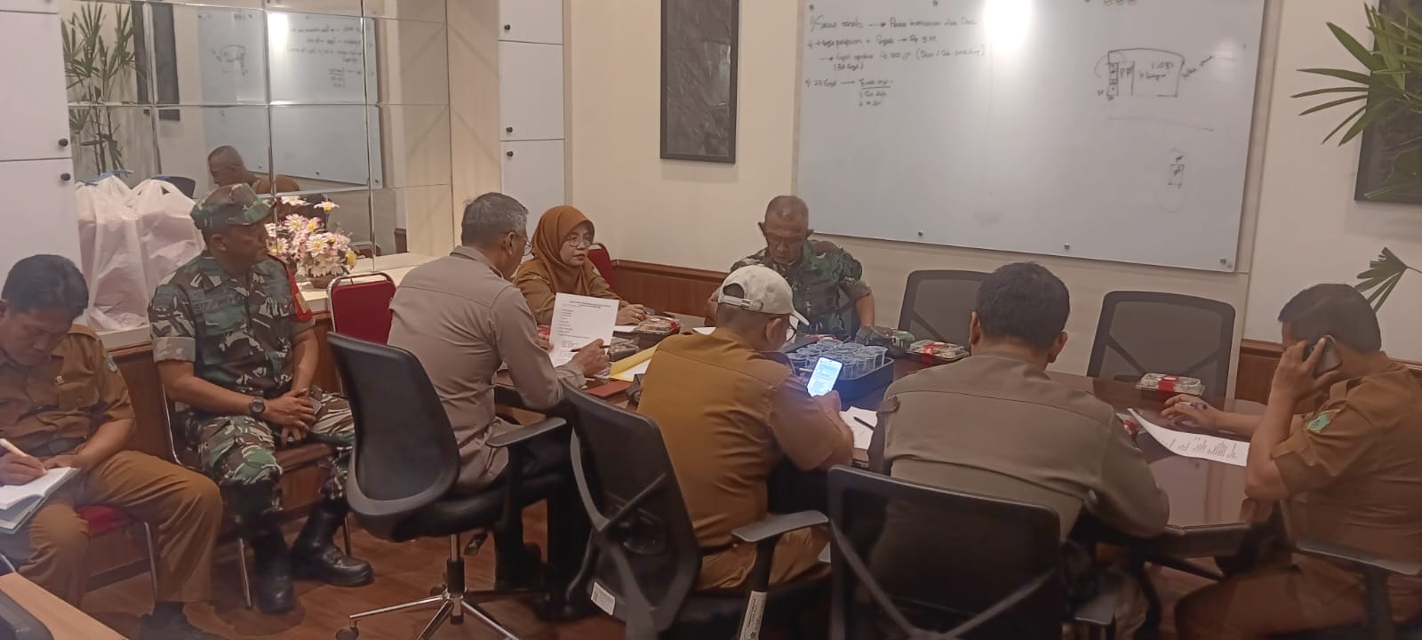 Kasdim 0816/Sidoarjo Hadiri Rakoor Persiapan Pos Komando Taktis (Poskotis) Tahun 2024